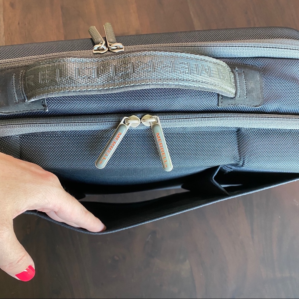 Merrell Grey & Orange Hard Case Laptop Travel Bag - Picture 8 of 10